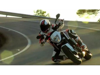 KTM 690 Duke образца 2012 года.