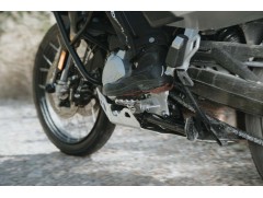 ПОДНОЖКИ ВОДИТЕЛЯ EVO РЕГУЛИРУЕМЫЕ НА МОТОЦИКЛЫ APRILIA, BMW, SUZUKI