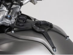 КРІПЛЕННЯ МОТОСУМКИ НА БАК QUICK-LOCK ДЛЯ BMW F 800 GS (08 -)